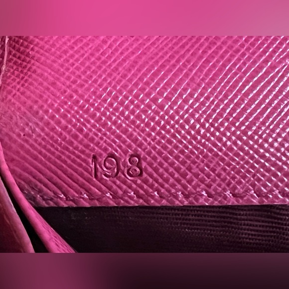 *EUC* AUTHENTIC Prada Raspberry Saffiano Leather Continental Long Wallet - Picture 5 of 11